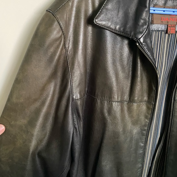 🚩 SOLD- Danier Leather Men’s Jacket- style no. 80416. Size 2xl - Picture 8 of 16